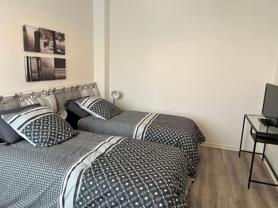 Appartement Belle Demeure Medocaine Charme Et Convivialite à Saint-Julien-Beychevelle Extérieur photo